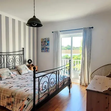 Casa Da Alegria, Um Relaxante Paraíso Na Praia, A 30 Mins De Lisboa! Villa
