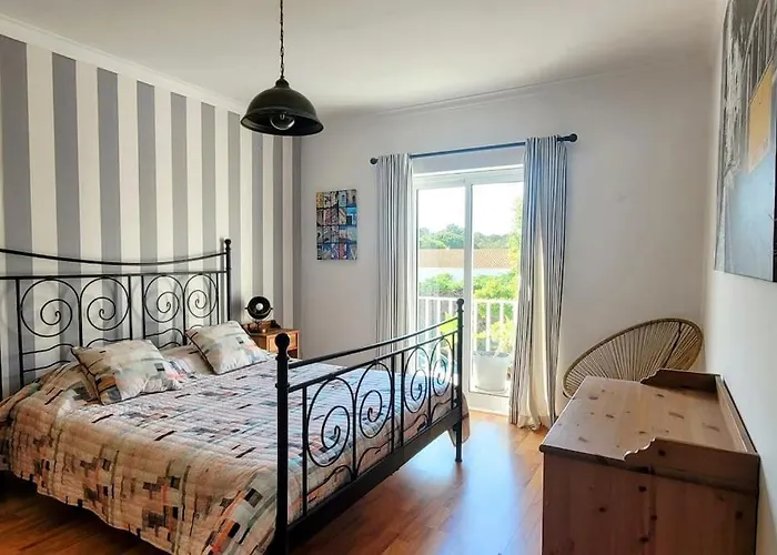 Casa Da Alegria, Um Relaxante Paraiso Na Praia, A 30 Mins De Lisboa! Villa